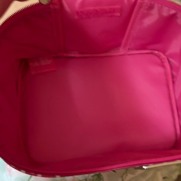 Barbie Pink Logo Train Case NWT 2003 - Picture 10 of 11